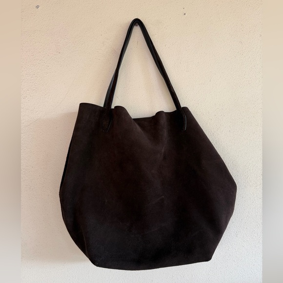 Madewell The Oversized Shoppe Tote in Suede Dark Caron - Picture 2 of 9